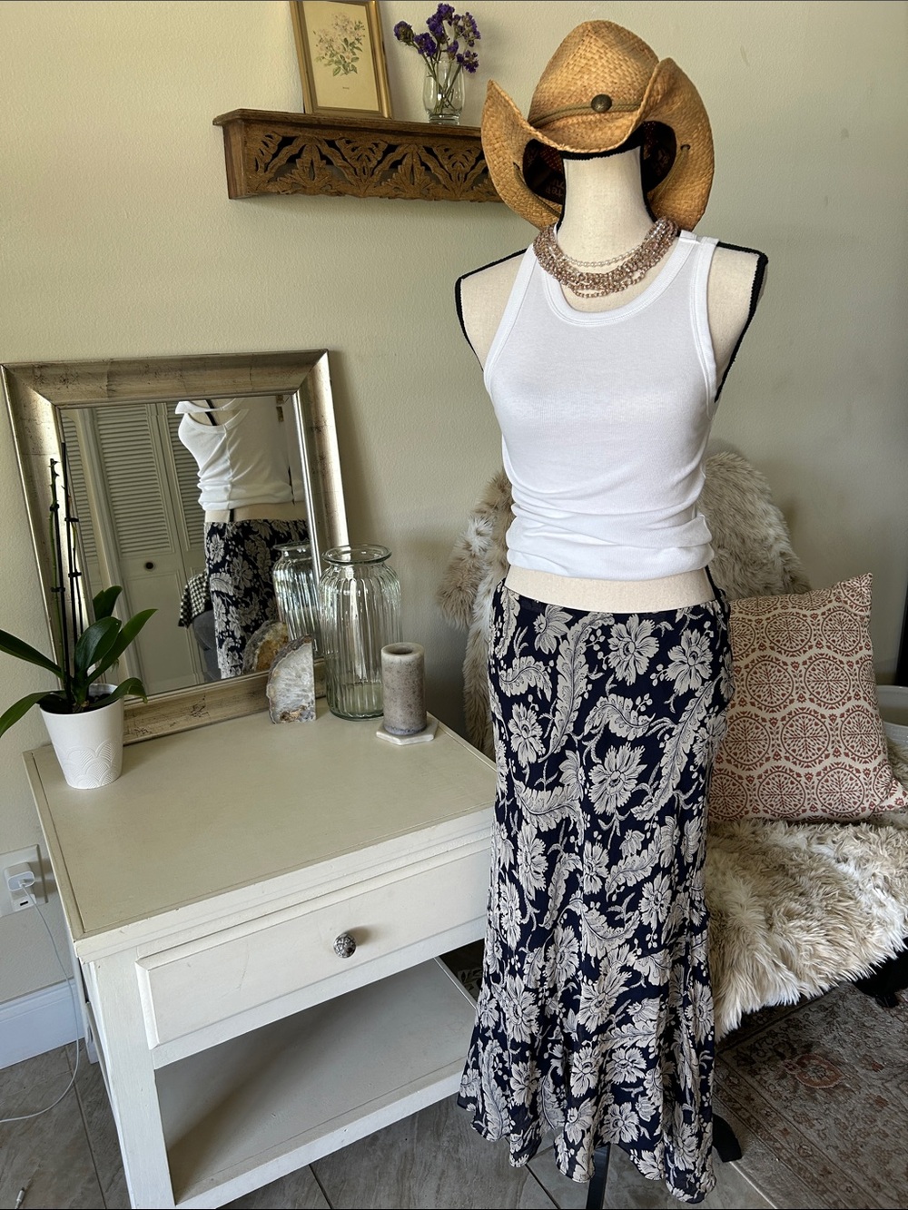 Ralph Lauren Vtg navy beige boho western country floral pull on midi skirt 10 L